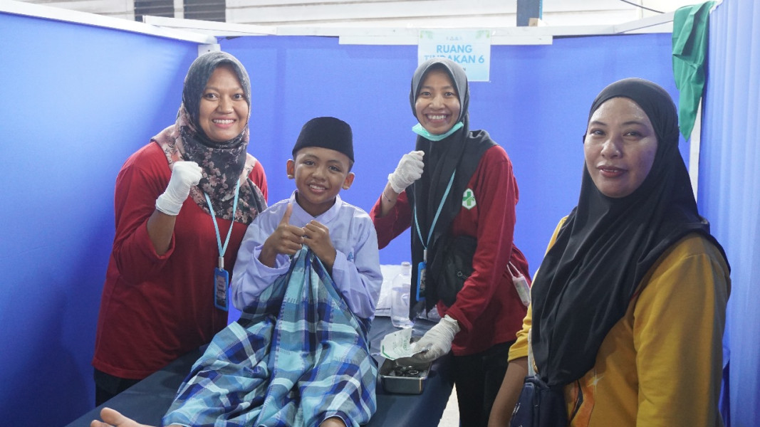 Warga Tanah Merah Antusias Ikuti Sunatan Massal Sambu Group dan YBDA