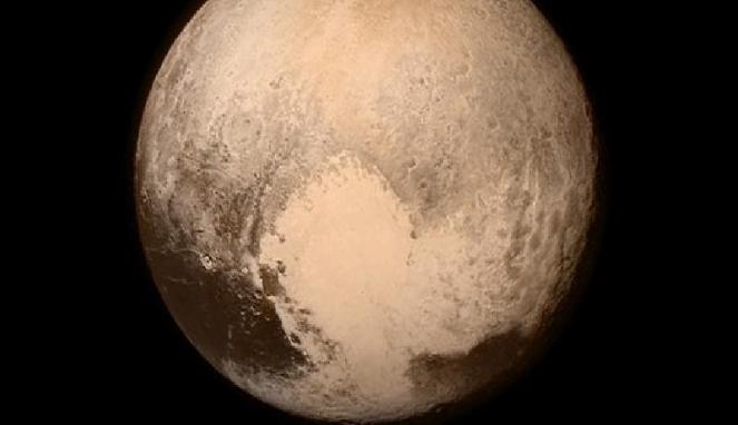 24-5-1930: Ada Gadis 11 Tahun di Balik Pluto
