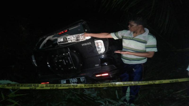 Diduga Mobil Hasil Curian Terios ini Terguling di Kebun Sawit
