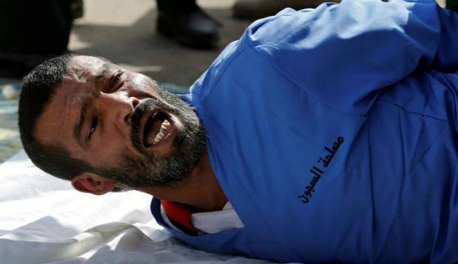 Pemerkosa Meraung-raung, Dihukum Sadis di Depan Umum