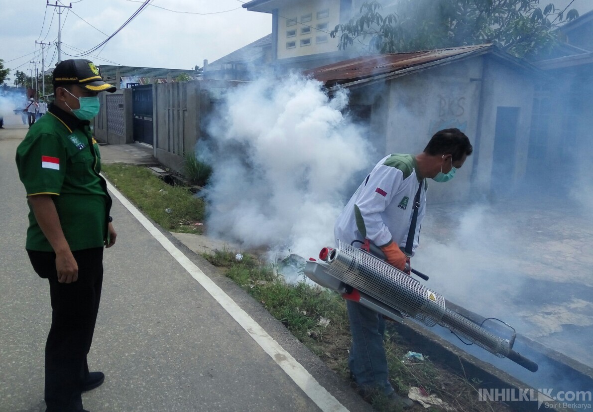 Harlah PKB ke-19, Dani M Nursalam Pimpin Kegiatan Fogging
