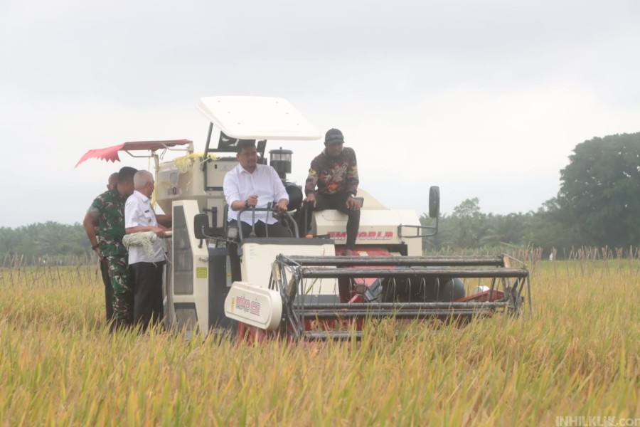 Presiden Prabowo Pimpin Panen Raya Nasional, Gubernur Sumut dan Bupati Sergai Tegaskan Komitmen Swasembada Pangan