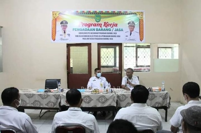 Bupati HM WARDAN Ingatkan Pokja Dan PPK Taati Aturan Pengadaan Barang Dan Jasa