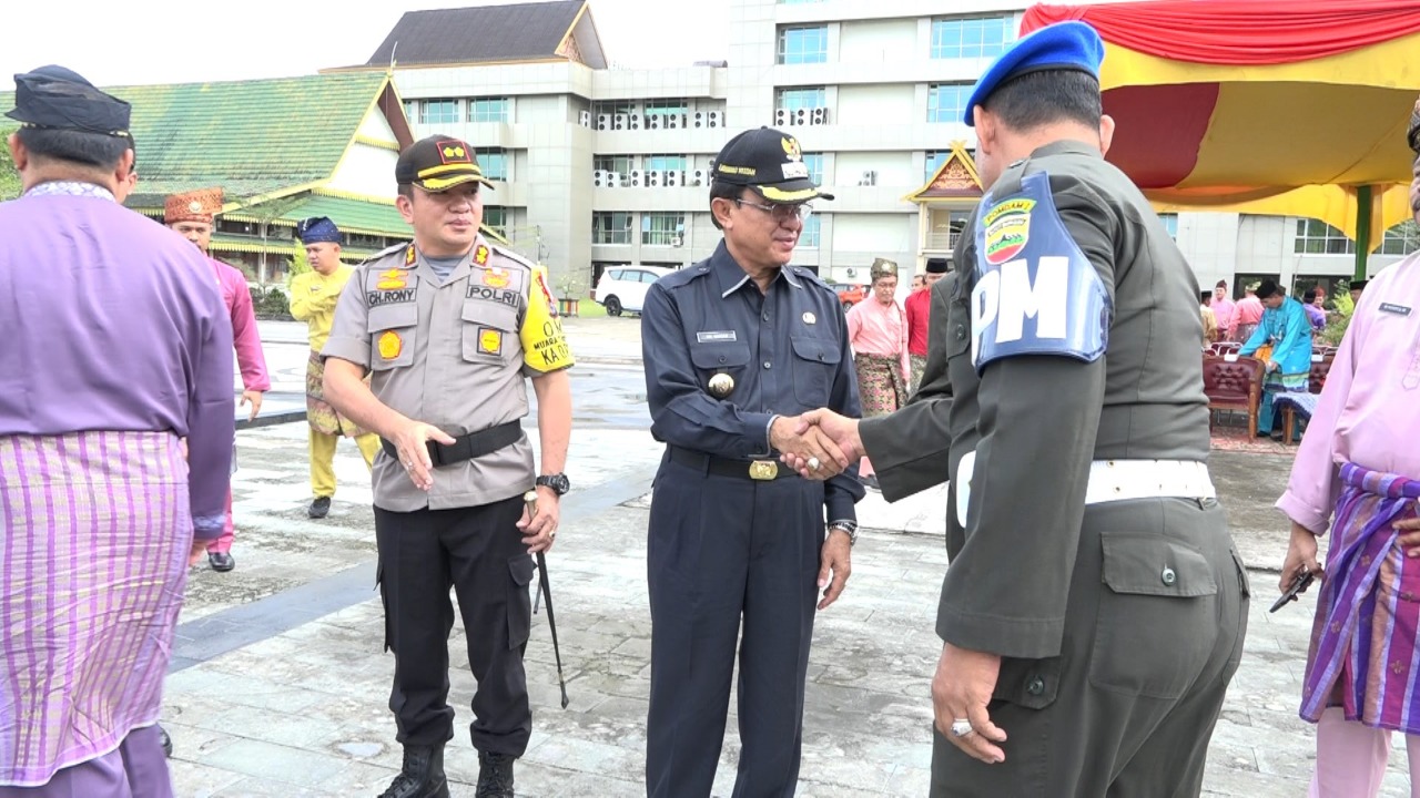 Bupati Inhil Ajak Masyarakat Kembali Bersatu Pasca Pemilu 2019