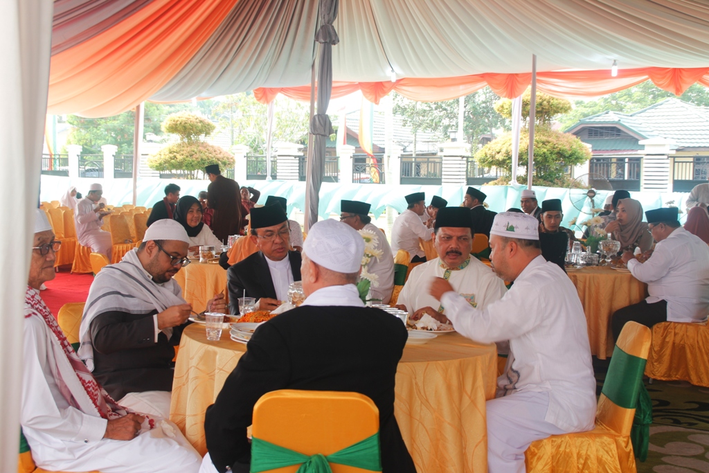 HM Wardan Bahagia dan Bersyukur Masyarakat Ramai Berkunjung