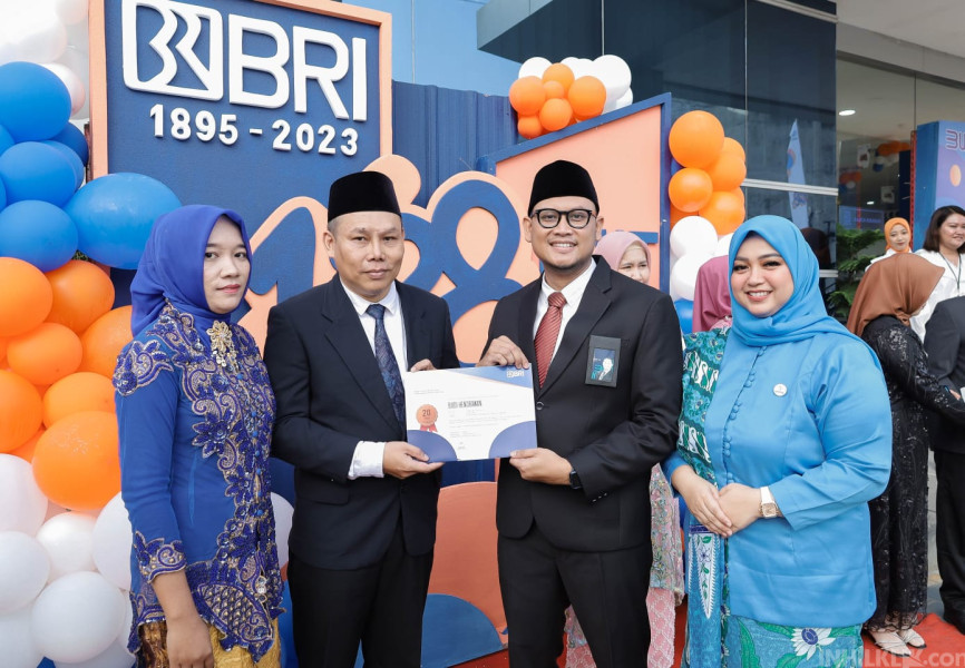 Maknai HUT ke-128, BRI Kisaran Gelar Upacara Bendera