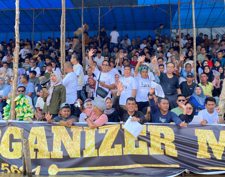 Tim Ekspedisi PWI Se-Riau Saksikan Pacu Jalur Pangean
