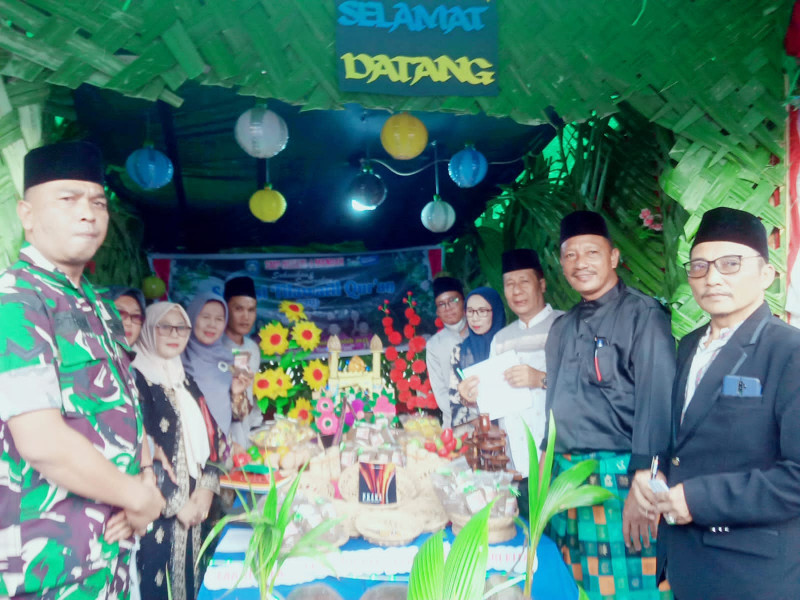 Semarakkan STQ di Belaras, SMPN 4 Mandah Dirikan Stand Bazar dan Tampilkan Kesenian