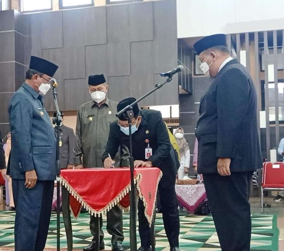 Aprizal Resmi Dilantik Sebagai Sekda Inhil