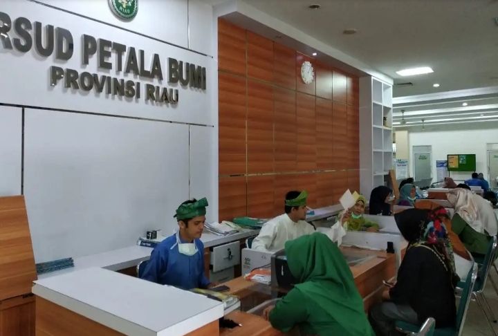 Rumah Sakit Petala Bumi Provinsi Riau Gratiskan Pengobatan Bagi Warga Penderita ISPA