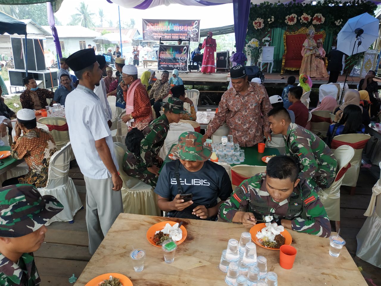 Ketika Satgas TMMD ke 106 Kodim 0314/Inhil Pergi Kepesta Warga
