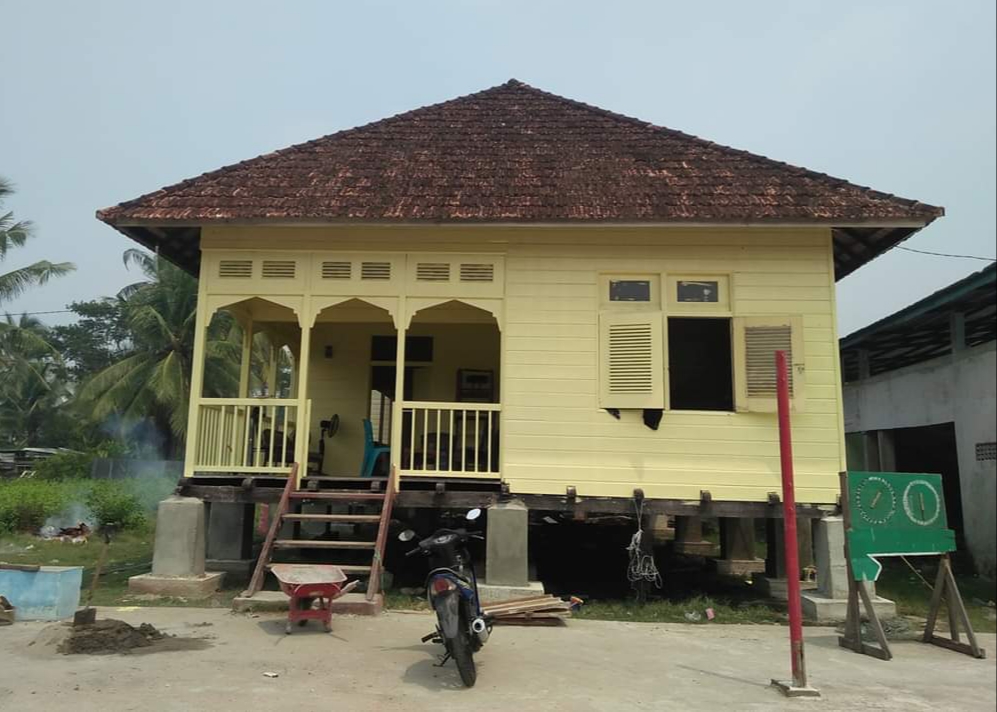 Rumah Kuning dan Meriam di Mandah, Inhil
