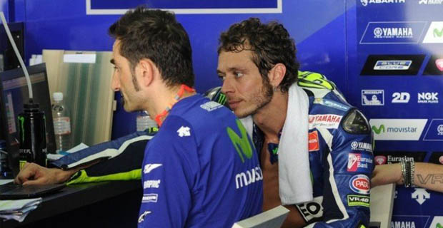 Bukan Marquez dan Vinales, Inilah Musuh Utama Rossi saat Ini Versi Max Biaggi
