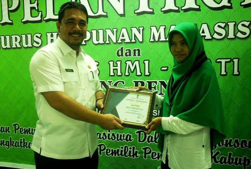 HMI Cabang Rengat Resmi Dilantik