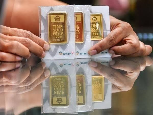 Harga Emas Antam Naik Rp 10.000 Menjadi Rp 1.409.000 Per Gram