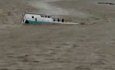 Speed Boat Terbalik di Laut, 13 Ditemukan 1 Masih Tahap Pencarian