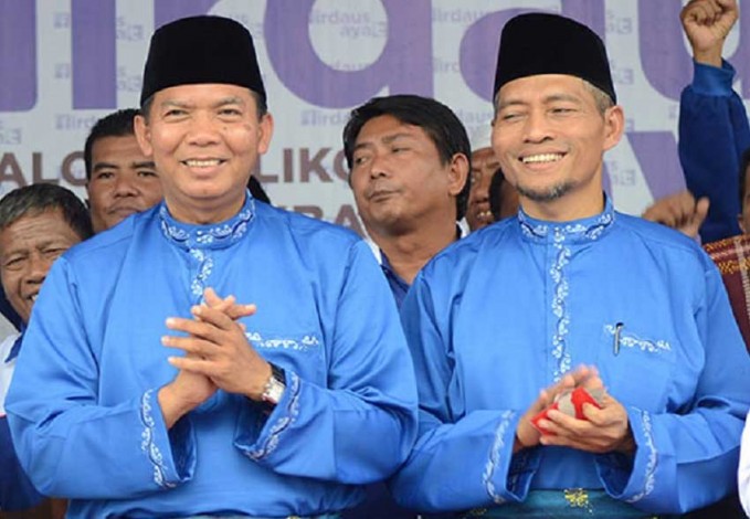 Firdaus-Ayat Diarak Dari Gedung Daerah Hingga Gelanggang Remaja