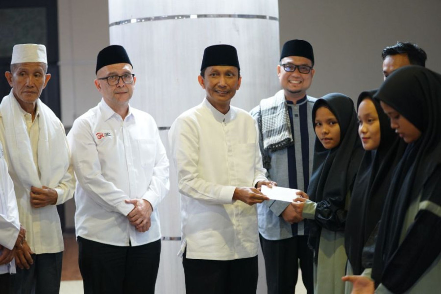 Pemprov Riau Berikan Santunan untuk 150 Anak Yatim