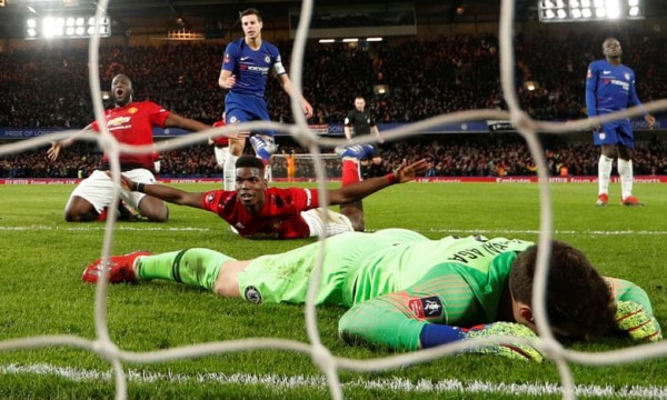 Piala FA, Chelsea Dipermalukan MU