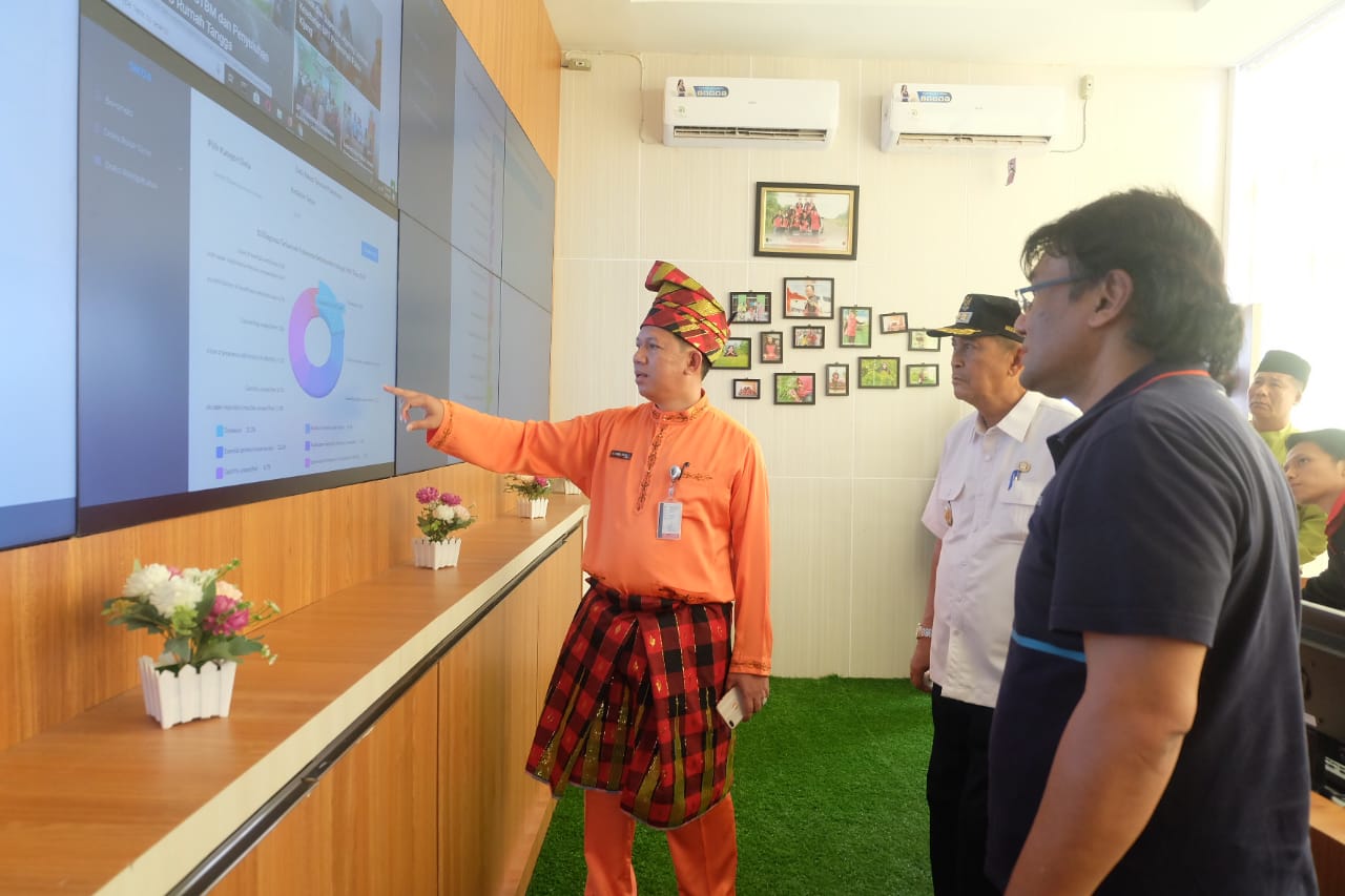 Guru Besar Fakultas Kedokteran UI Prof Dokter Joss Riono Berkunjung ke Dinas Kesehatan Inhil