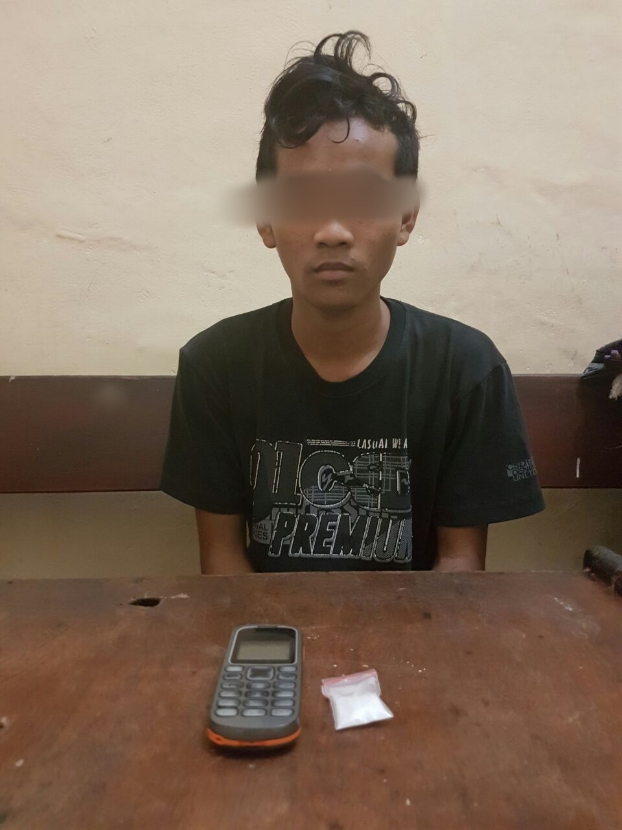Miliki Sabu-sabu, Ari Dibekuk Polisi dan Rekannya Berhasil Kabur