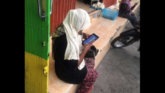 BUSET! Pengemis di China Terima Non Tunai