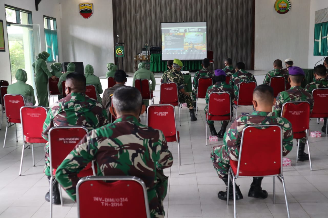 Kodim 0314/Inhil Saksikan Tepuk Tepung Tawar Danrem 031/Wira Bima Secara Virtual