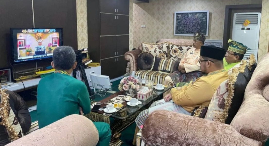 Ikuti Pencanangan Perkebunan Terbebas dari Pekerja Anak, Bupati Inhil Terima Sertifikat Penghargaan