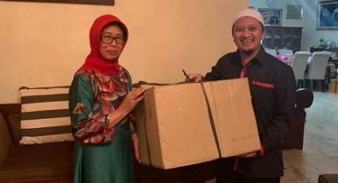 Yusuf Mansur: Ibunda Jokowi Zikir 100 Al Ikhlas Tiap Malam