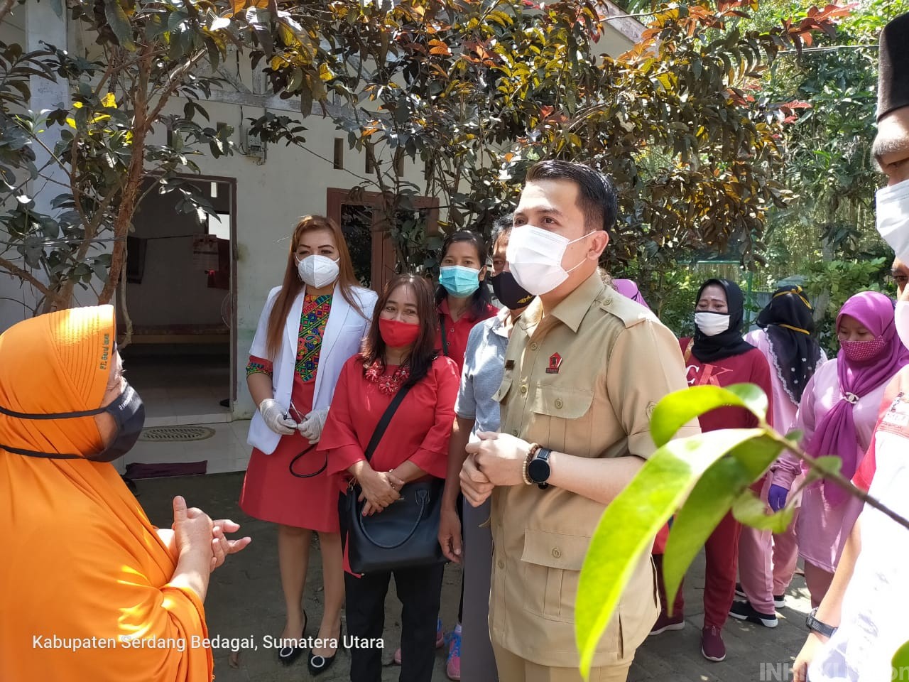 Ketua DPRD Sergai Berikan Sembako dan Pemeriksaan Kesehatan di HUT Gerindra ke-13
