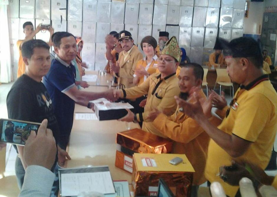 Penuhi Amanat UU, DPC Hanura Rohil Resmi Daftar ke KPU