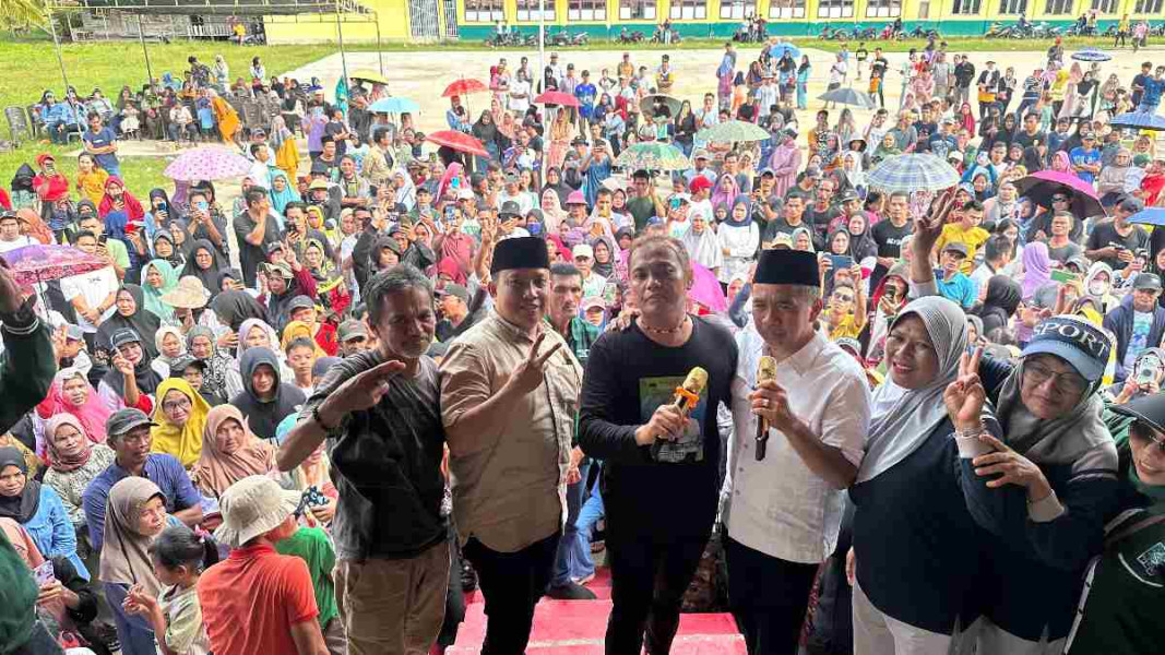 Emak-emak dan Milenial Kompak Hadiri Kampanye Fermadani di Pulau Burung