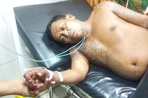 Tersinggung Gara-Gara Omongan, 3 Orang Saling Bacok di Kalisat