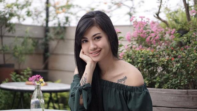 Putus dari Diego Michiels, Della Wulan Belum Move On