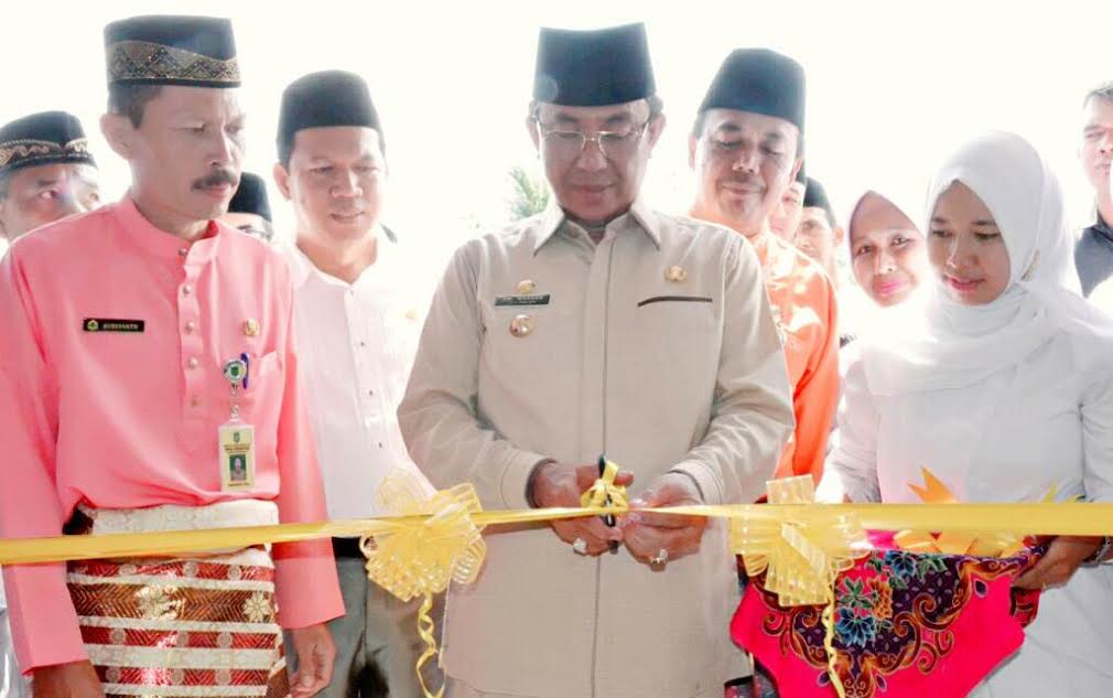 Bupati Wardan Resmikan Stasiun Pengisian Bahan Bakar Nelayan