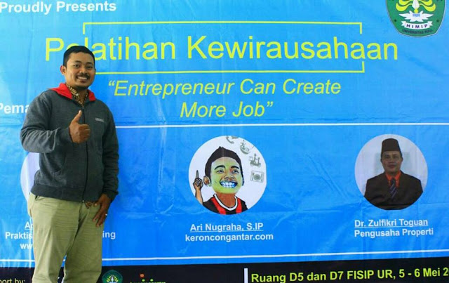 Founder Keroncongantar.com Berbagi Inspirasi di Kampus UNRI