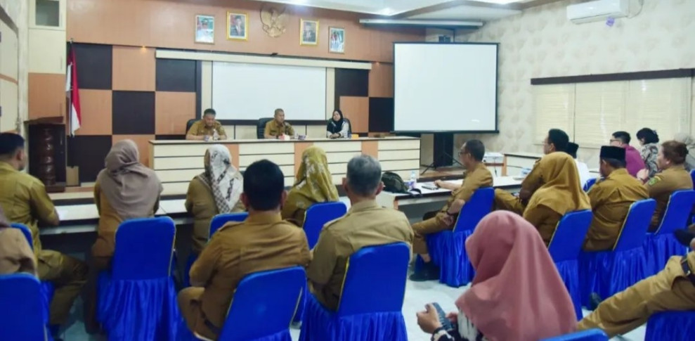 Wabup Inhil Sambut Kedatangan BPK RI di Tembilahan