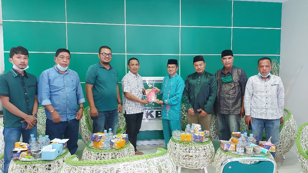 Dani M Nursalam Apresiasi Buku Rekam Jejak Pengawasan Pemilu 2019 di Kabupaten Inhil