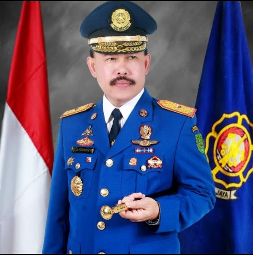Damkar Inhil Keluhkan Kabel-Kabel yang Rendah