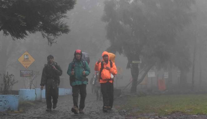 Tersesat di Gunung Marapi, Pendaki Temukan Lokasi Aneh