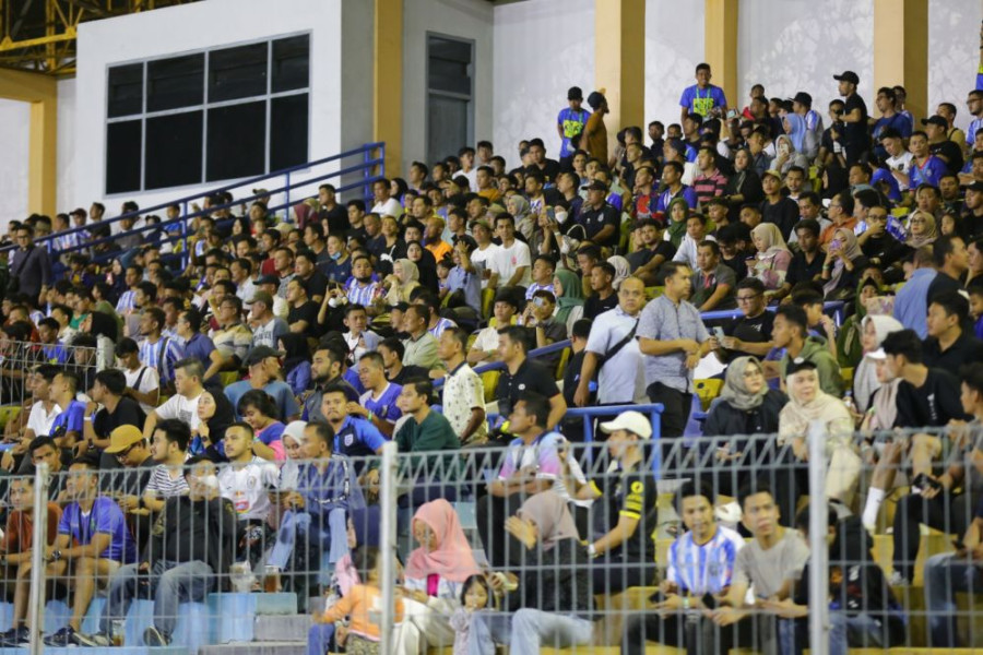 PSPS Riau Tunduk 0-2 Melawan Semen Padang FC, Suporter Kecewa