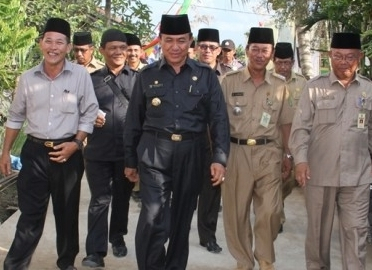 Kunjungan Kerja Ke Kecamatan Concong, HM Wardan Resmikan Bangunan Kantor Camat