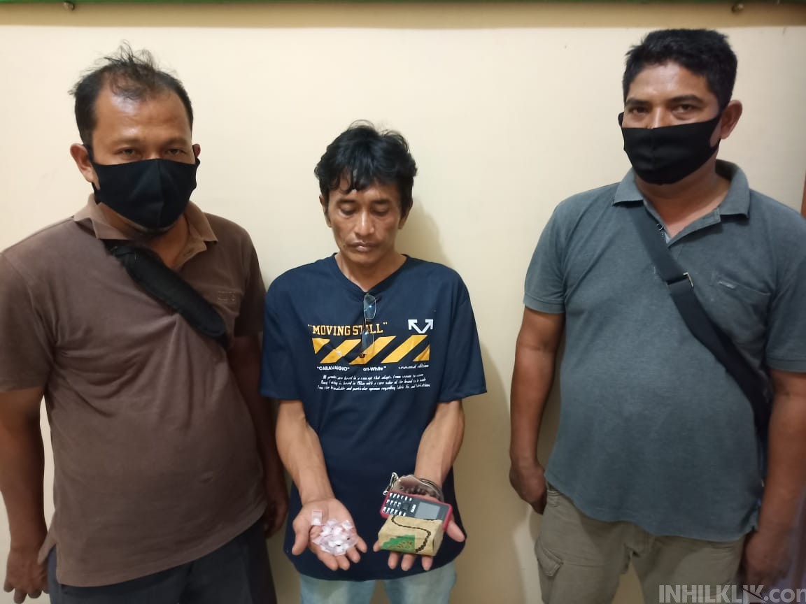 Lagi Minum Tuak Dibekuk Polisi, Ternyata Pria Ini Kantongi Sabu