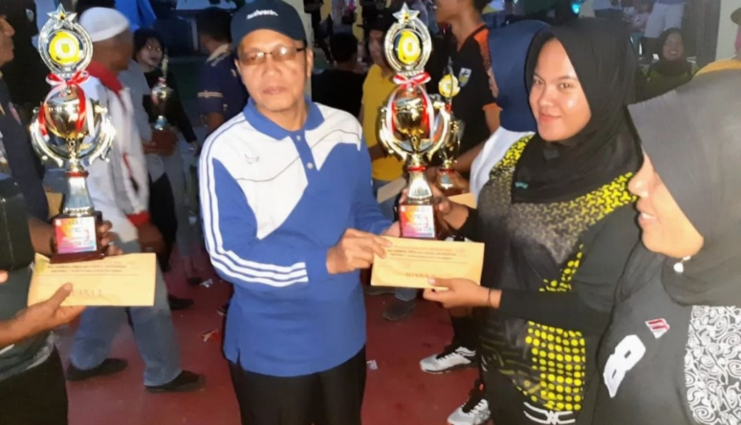 Bupati Inhil Tutup Turnamen Bola Voli Pemuda Cup 2023 di GAS