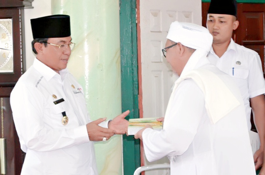 Hadiri Pengajian Akbar di Mesjid Al-Islah, HM Wardan Sampaikan Program 