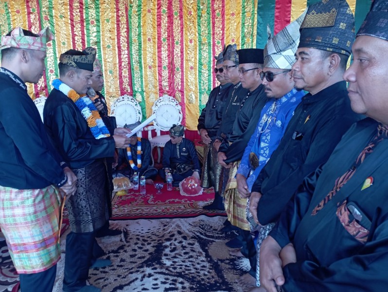 Panglima DPD Laskar Melayu Riau Inhil Lantik Serentak Enam Panglima DPC Kecamatan di Pulau Burung