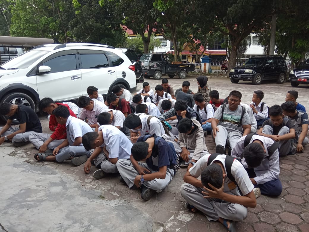 Satpol PP Pekanbaru Jaring 33 Pelajar Bolos Sekolah