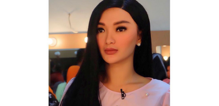 Tenteng Tas Rp 1 Miliar, Zaskia Gotik Malah Dibully