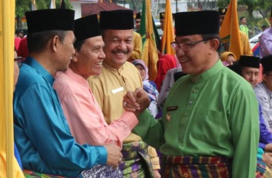 Bupati Inhil Hadiri Peringatan HUT Ke-61 Provinsi Riau di Kantor Gubernur