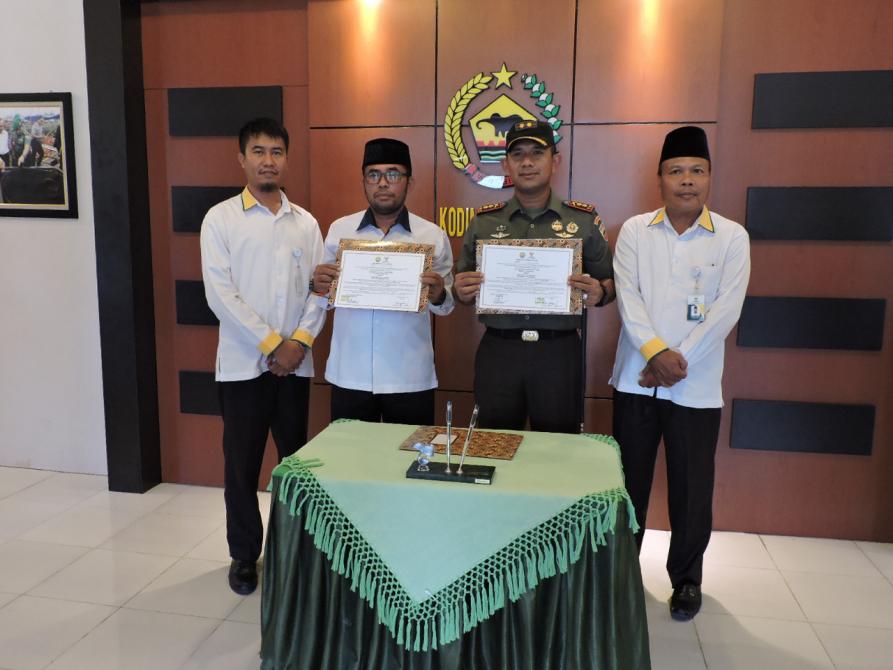Baznas Inhil dan Kodim 0314/Inhil Teken MoU